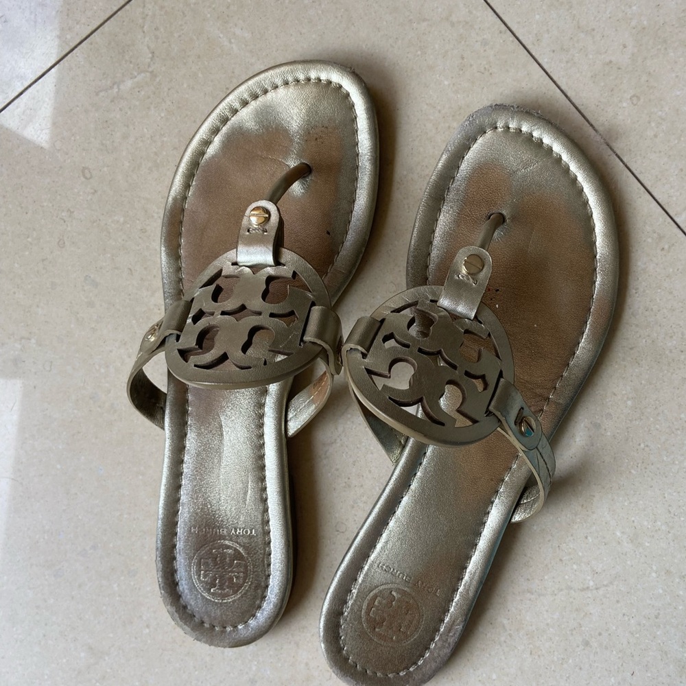 Leather Miller Sandal - Gold